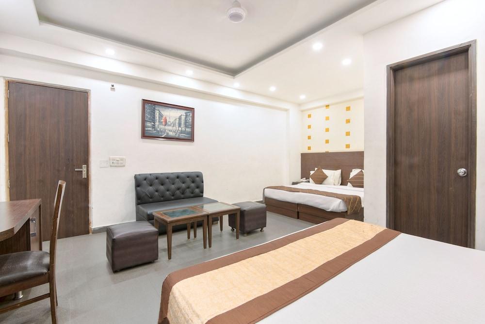 Hotel La Vista Delhi New Delhi Extérieur photo